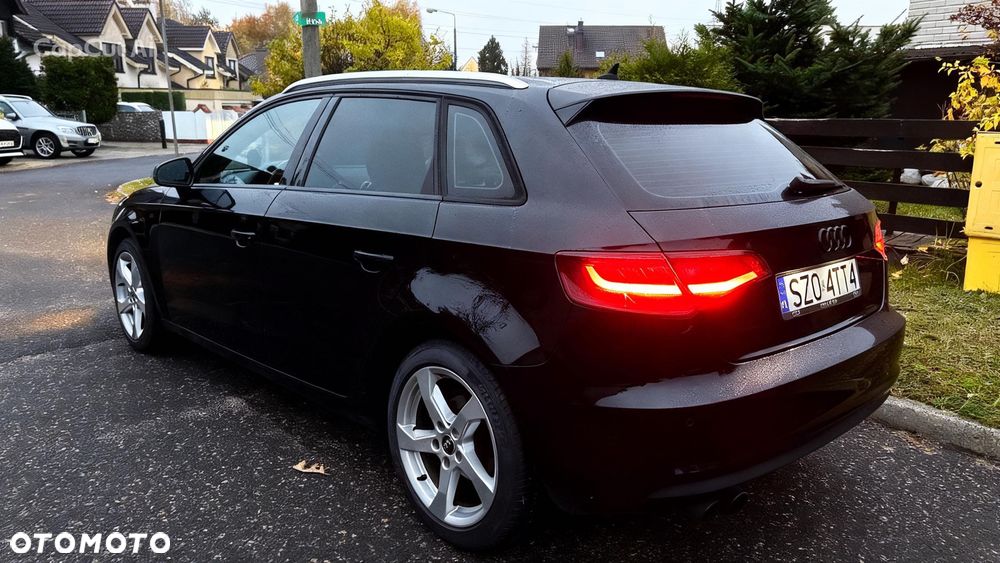 Audi A3 Sportback - 8
