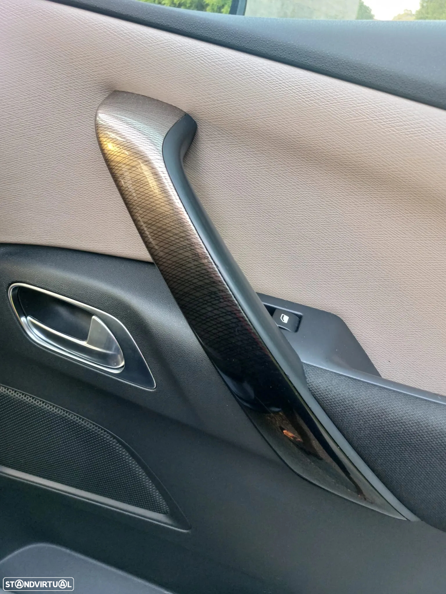 Citroën C4 Grand Picasso 2.0 HDi FAP EGS6 (7L) Exclusive - 16