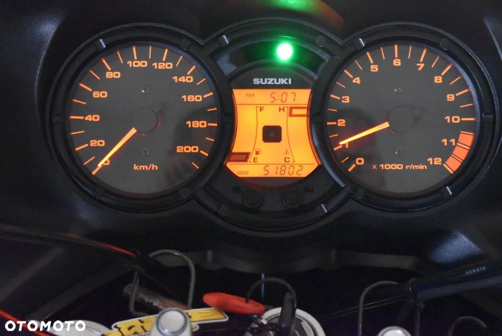 Suzuki V-STROM - 40