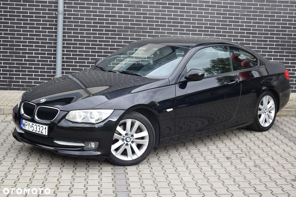 BMW Seria 3 320d M Sport Edition - 1