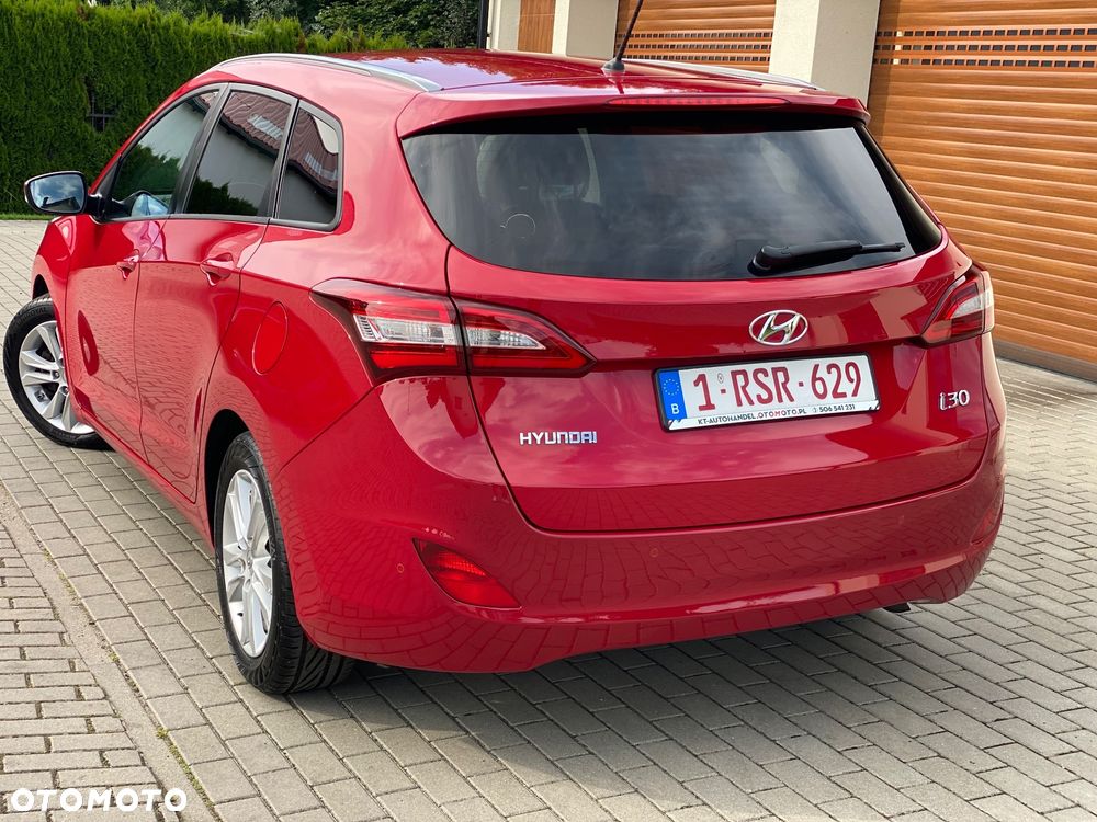 Hyundai i30 1.6 CRDi Comfort - 24