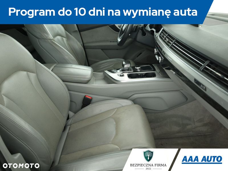 Audi Q7 - 8
