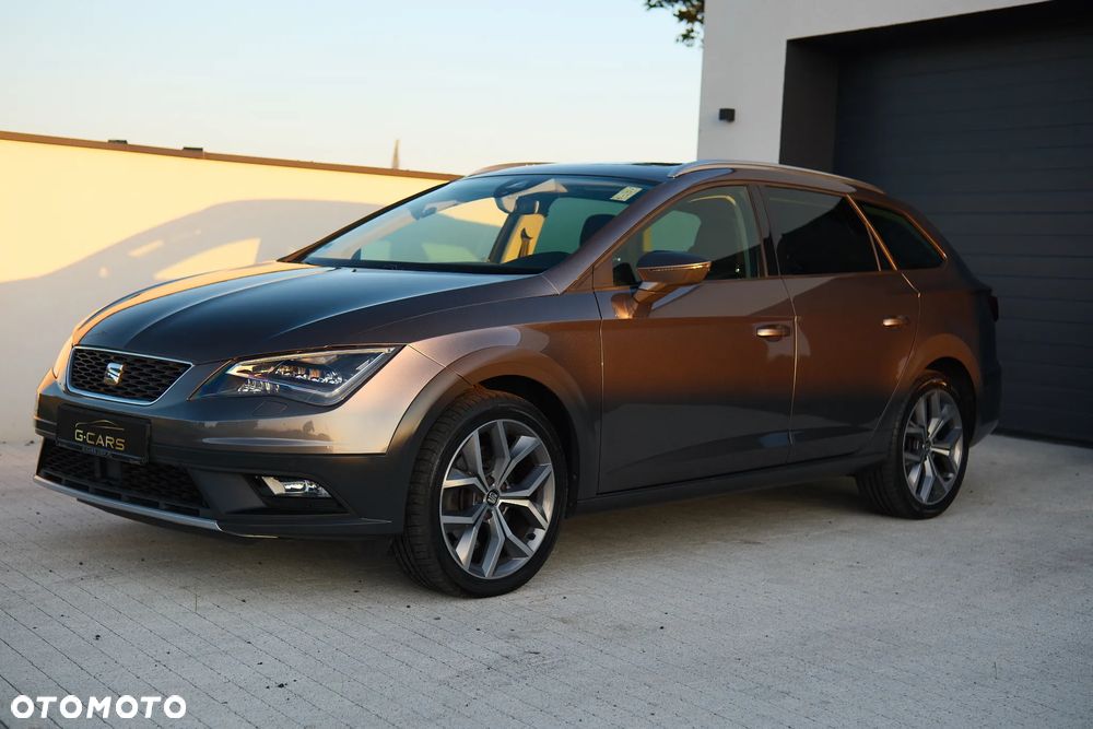 Seat Leon 2.0 TDI DPF Start&Stop DSG XCELLENCE - 3