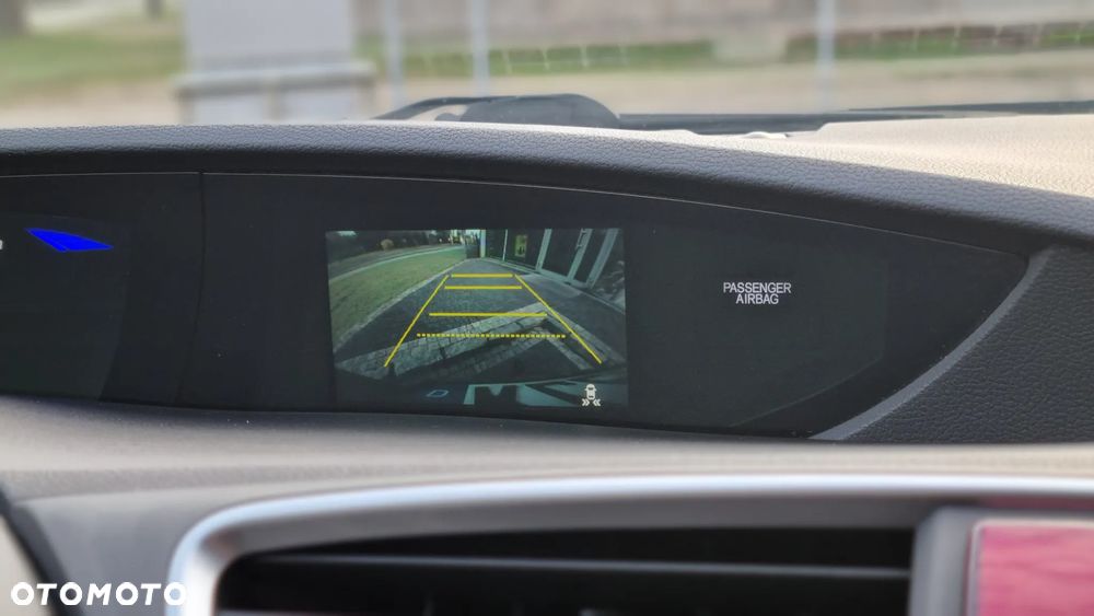 Honda Civic 1.8 i-VTEC Sport - 22