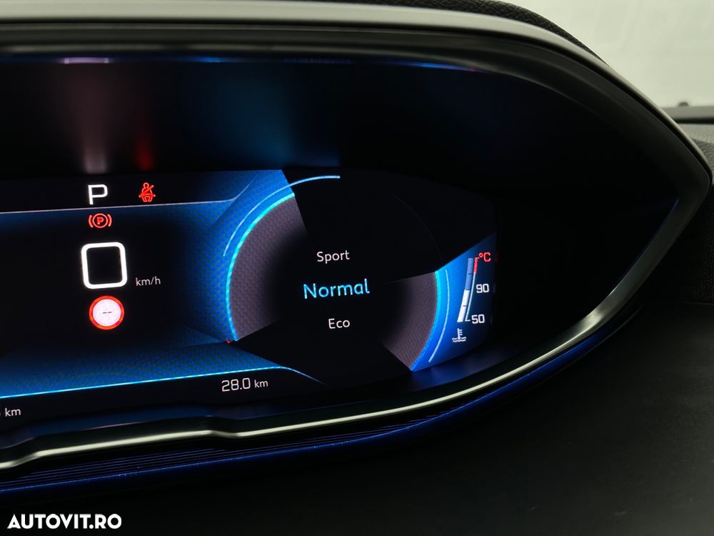 Peugeot 3008 1.2 PureTech Turbo S&S EAT8 Active - 28