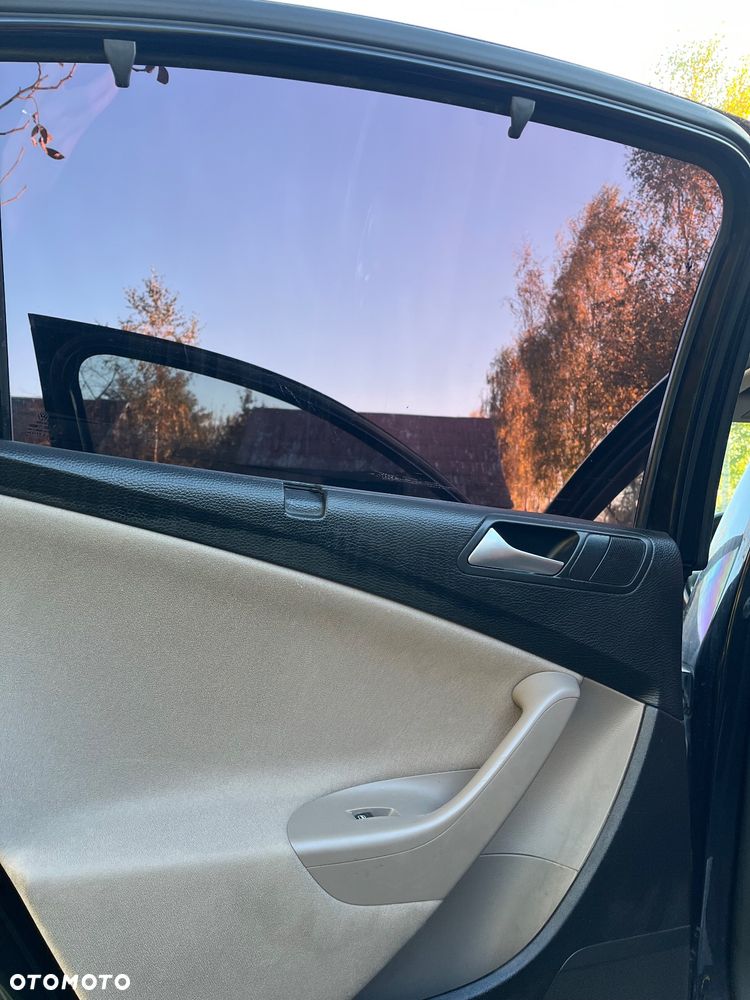 Volkswagen Passat 2.0 TDI DPF Comfortline - 13