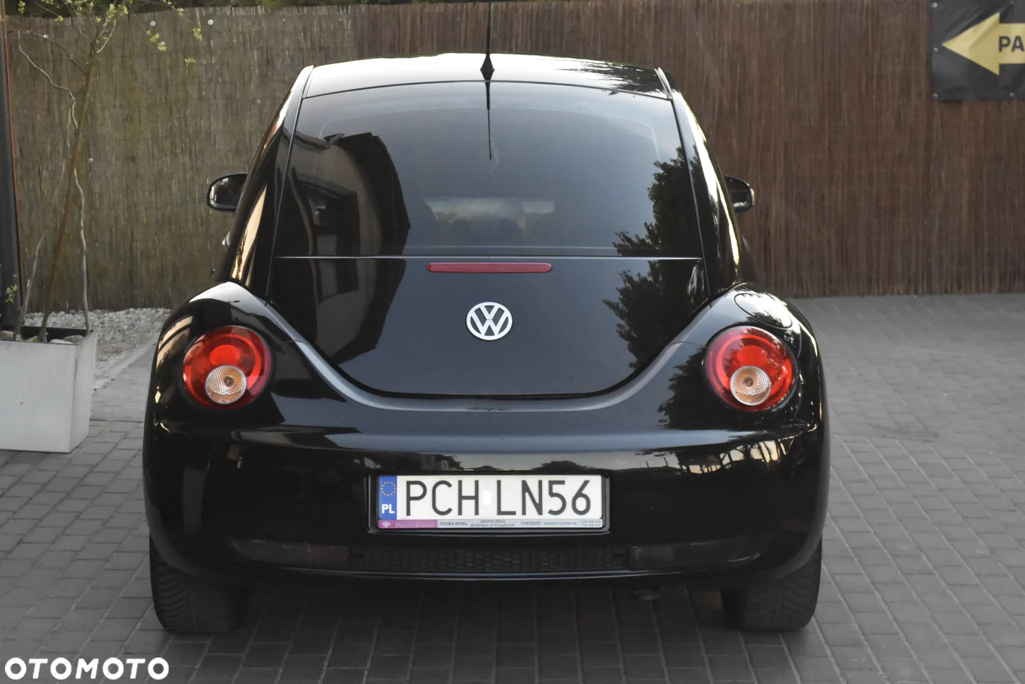Volkswagen New Beetle - 6