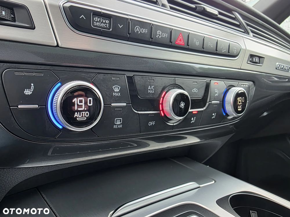 Audi Q7 - 21