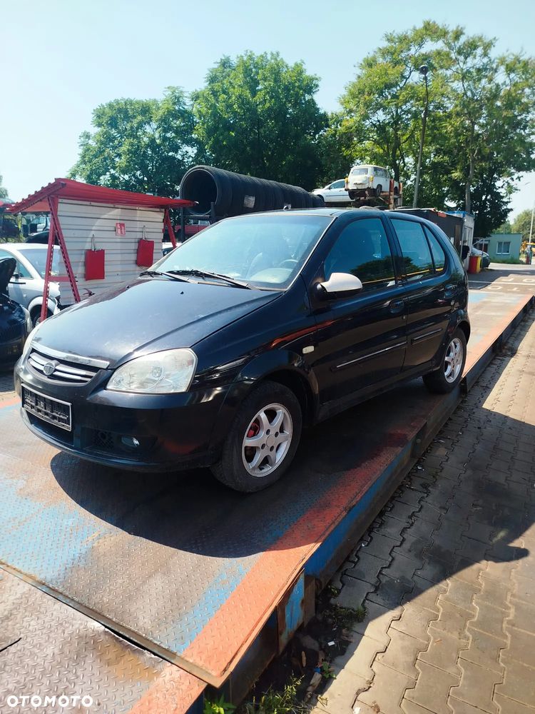 Tata Indica na części. - 2