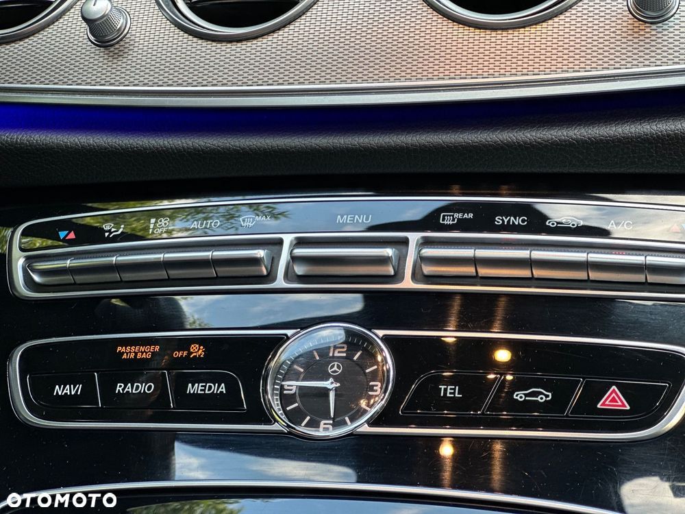 Mercedes-Benz Klasa E 220 d 9G-TRONIC - 15