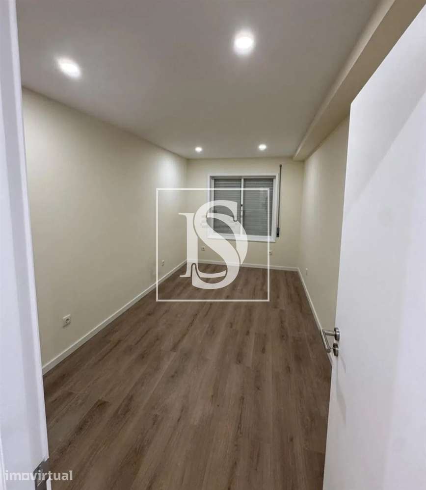 Apartamento T2 Venda em Ermesinde,Valongo - Grande imagem: 4/13