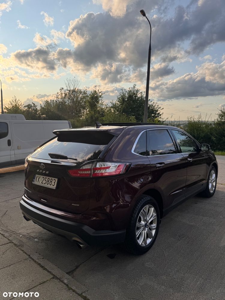 Ford Edge - 4