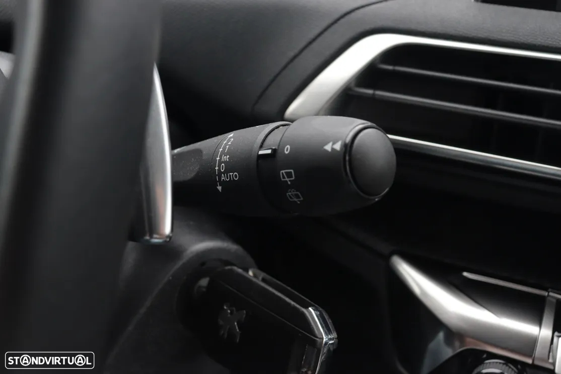 Peugeot 3008 PureTech 130 Stop & Start GPF EAT8 Active - 25