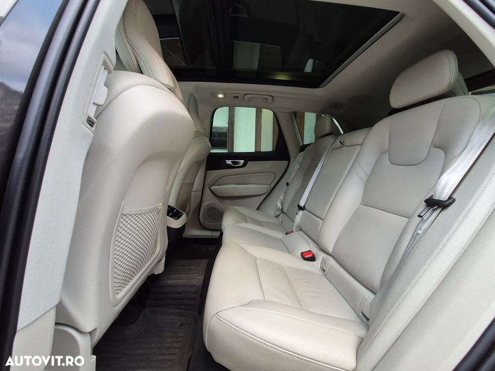 Volvo XC 60 B5 MHEV AWD Inscription - 8