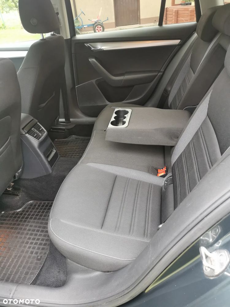 Skoda Octavia 1.6 TDI Business - 24