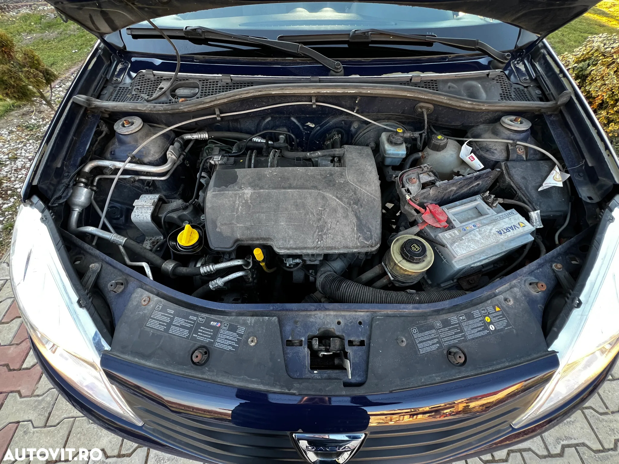 Dacia Sandero 1.2 - 27
