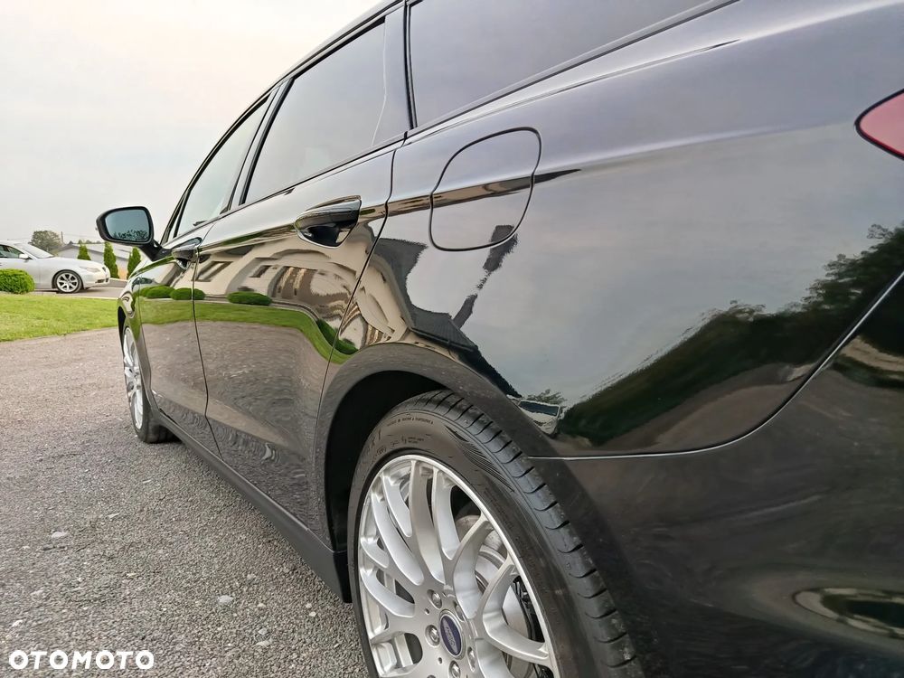 Ford Mondeo - 23