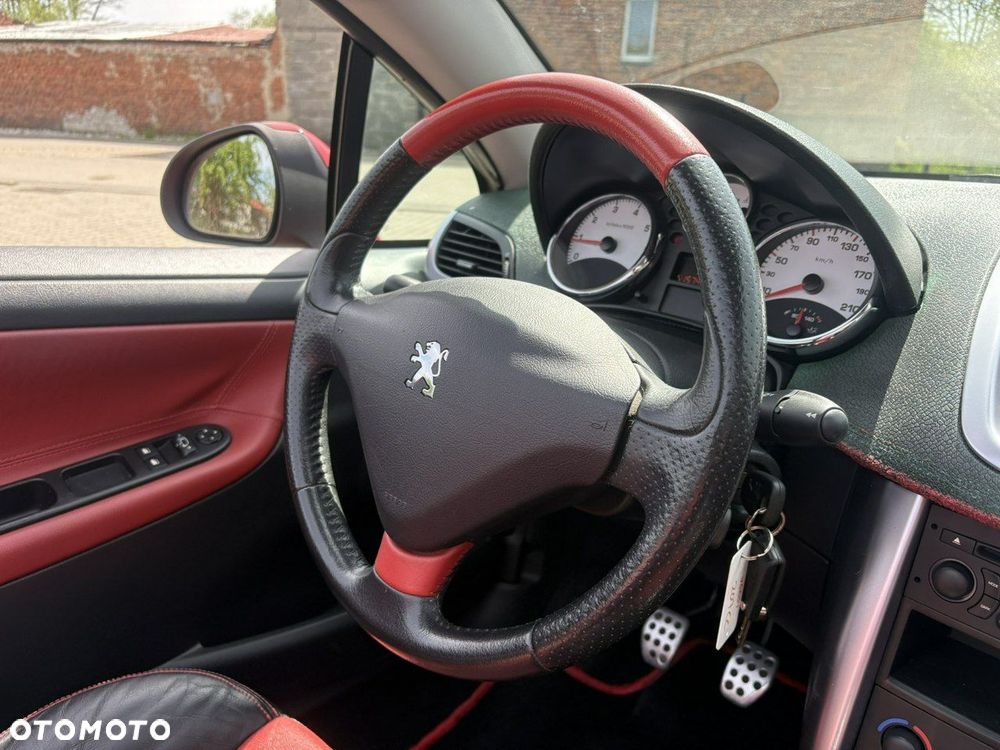 Peugeot 207 CC - 17