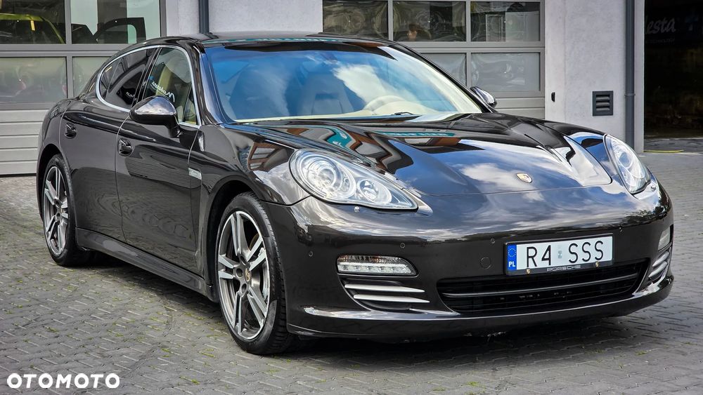 Porsche Panamera 4S - 2