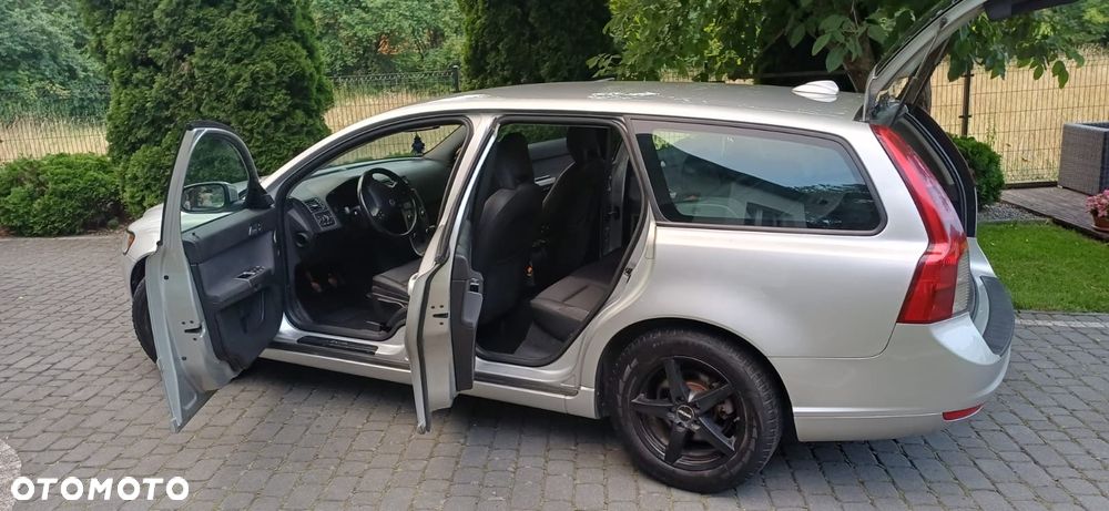 Volvo V50 2.0D DPF Momentum - 12