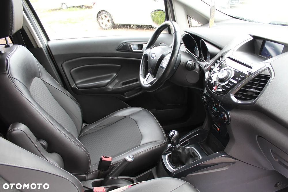 Ford EcoSport 1.0 EcoBoost TITANIUM - 24