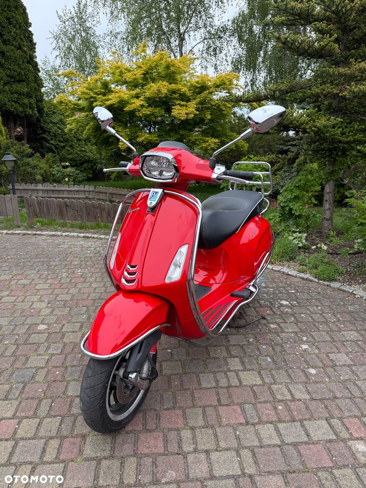 Piaggio Vespa - 2