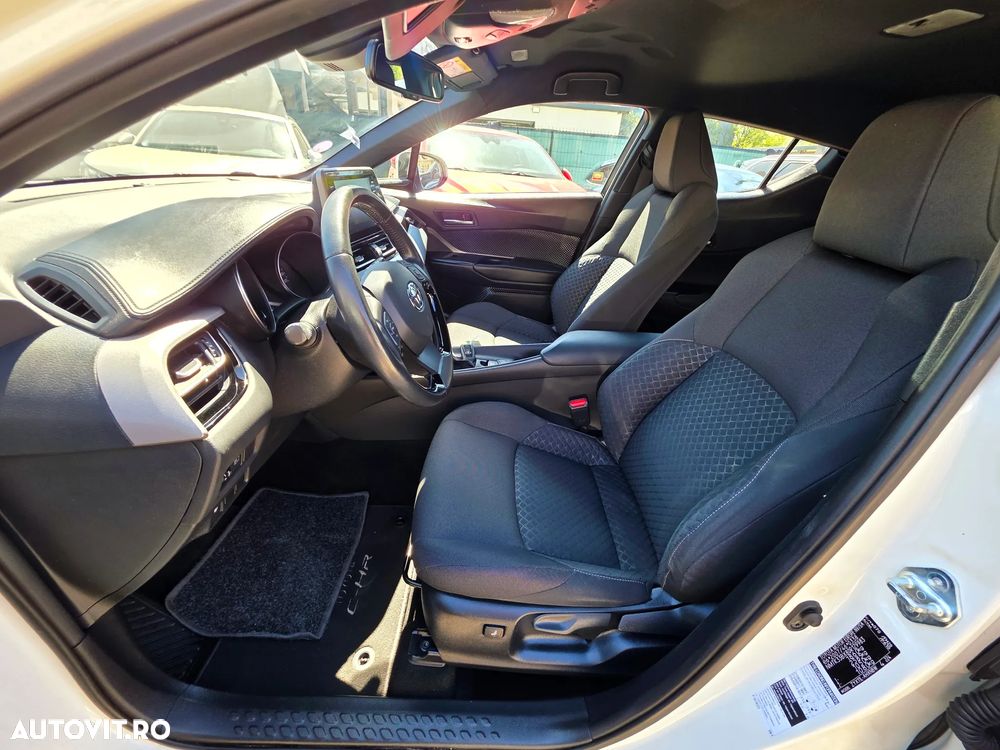 Toyota C-HR Business-Edition - 23