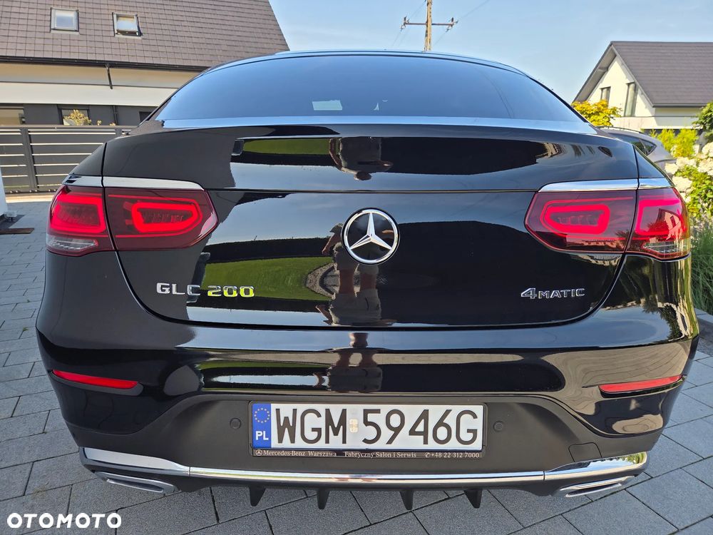 Mercedes-Benz GLC 200 4Matic 9G-TRONIC AMG Line Plus - 12