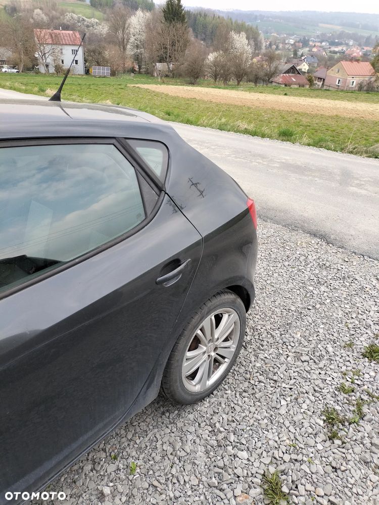 Seat Ibiza 1.4 16V Passion - 11