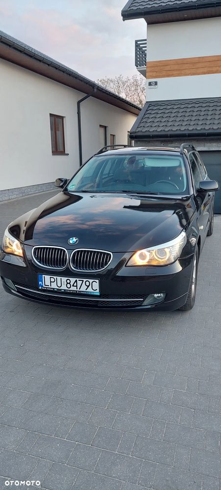 BMW Seria 5 525d - 22
