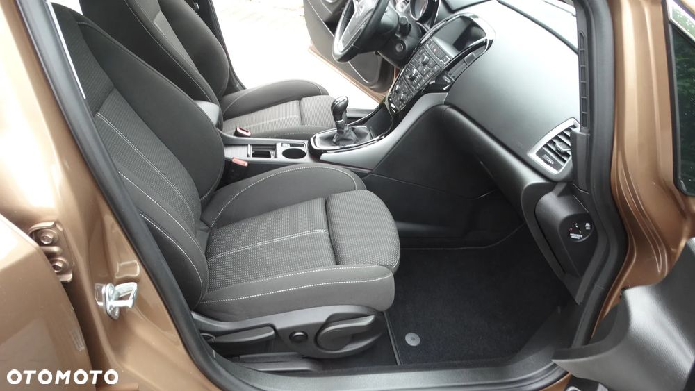 Opel Astra 1.4 T Cosmo S&S - 20