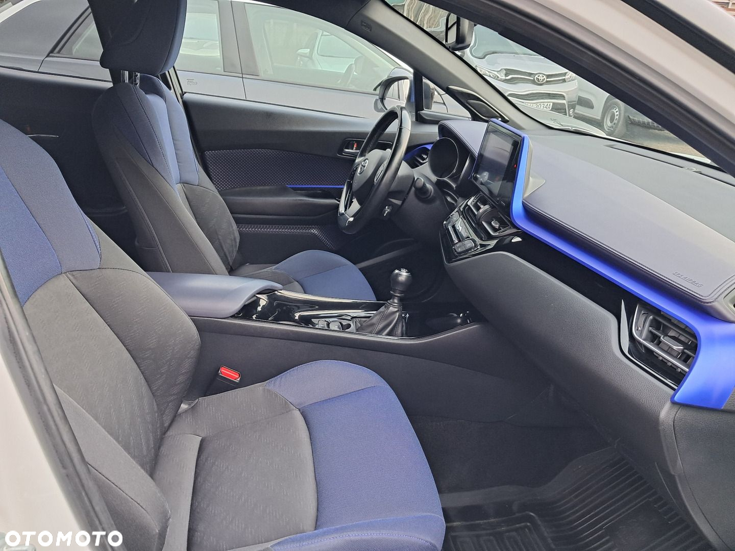 Toyota C-HR - 12