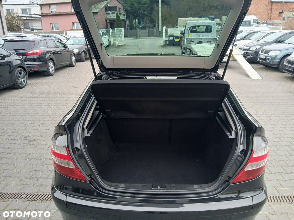 Mercedes-Benz Klasa C 200 Kompressor - 13