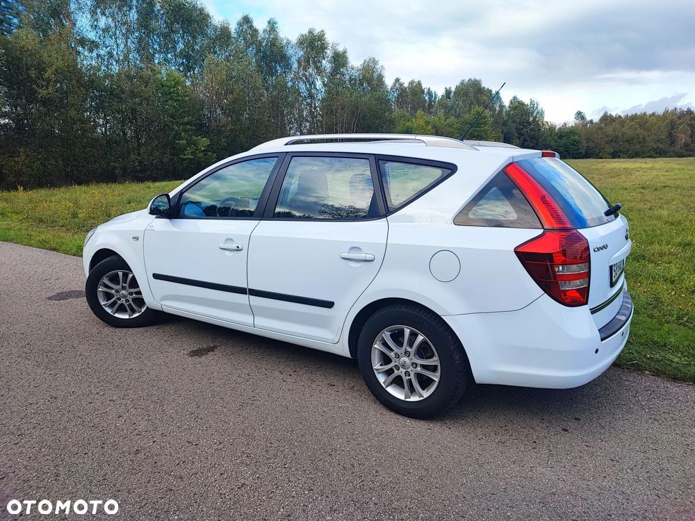 Kia Ceed Cee'd 1.6 Optimum + - 4