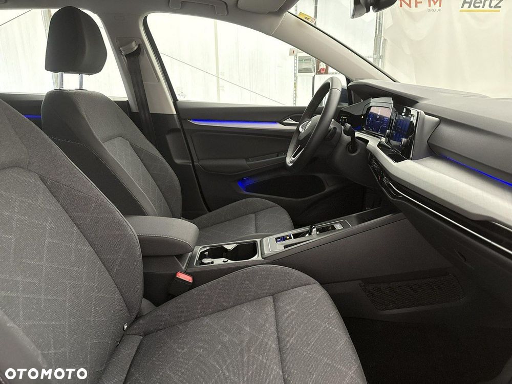 Volkswagen Golf - 23