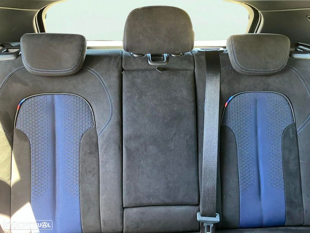 BMW 118 i Pack Desportivo M Auto - 18