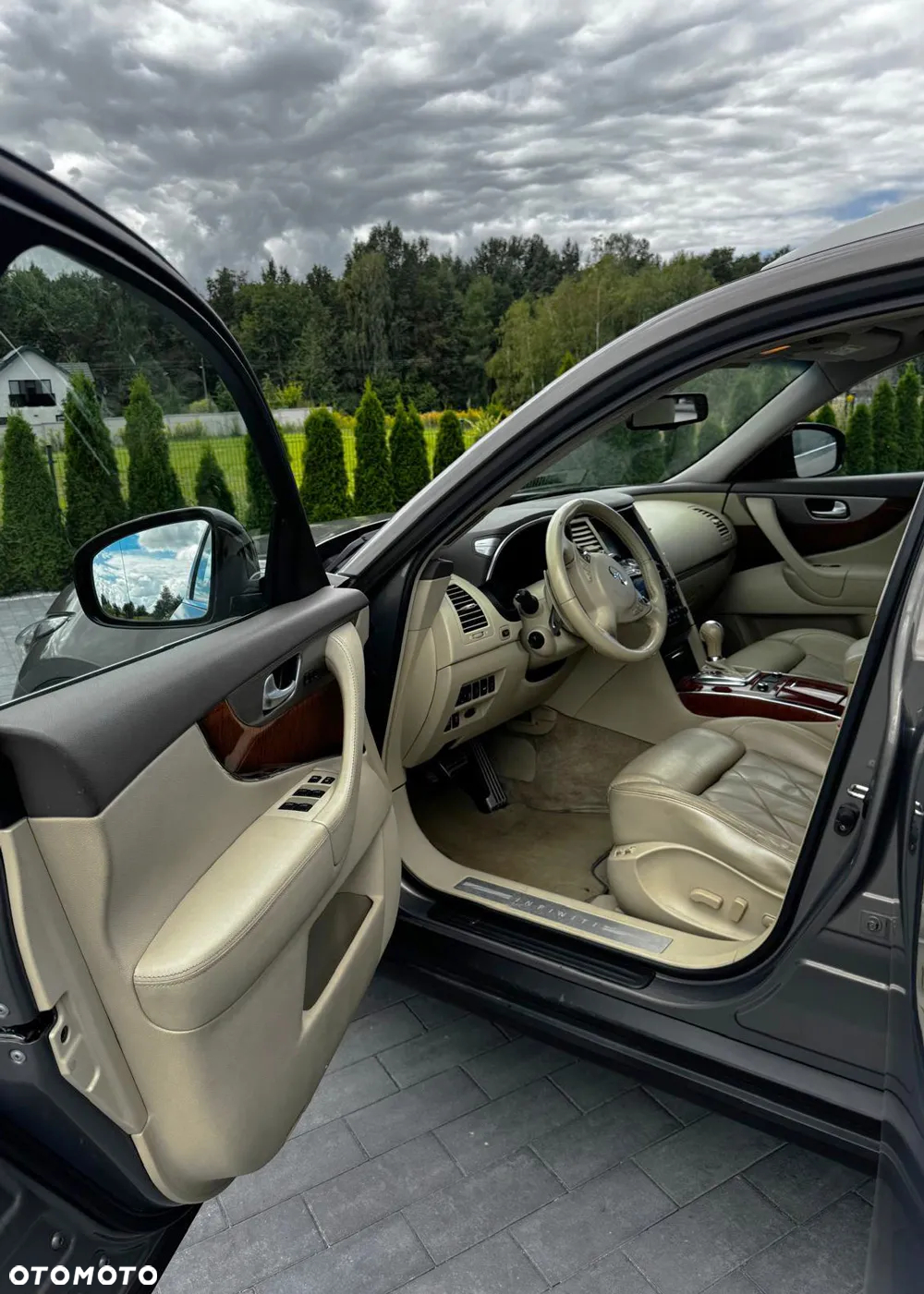 Infiniti QX70 3.0d S Premium - 5