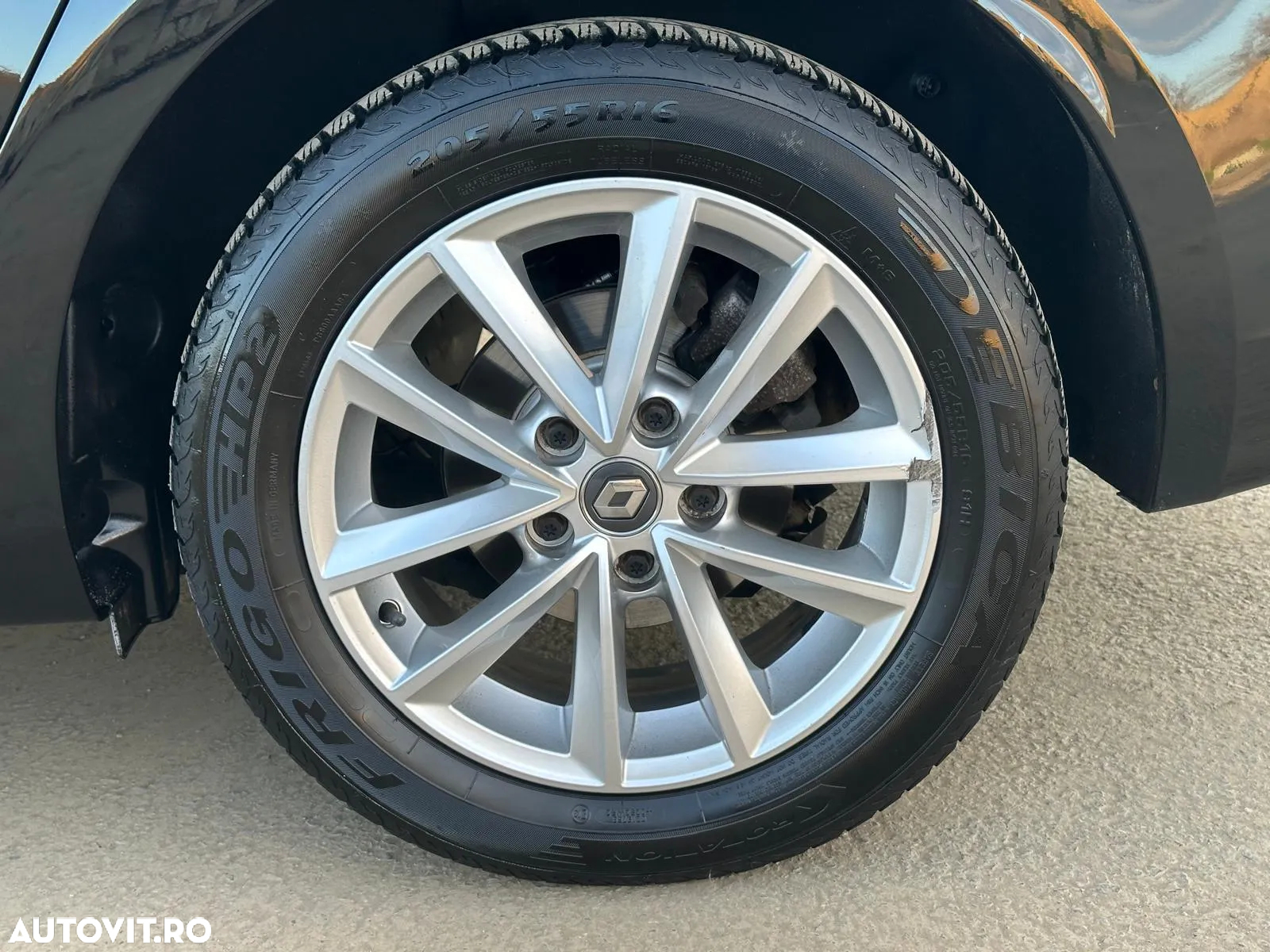Renault Megane Blue dCi 116 EDC Zen - 11