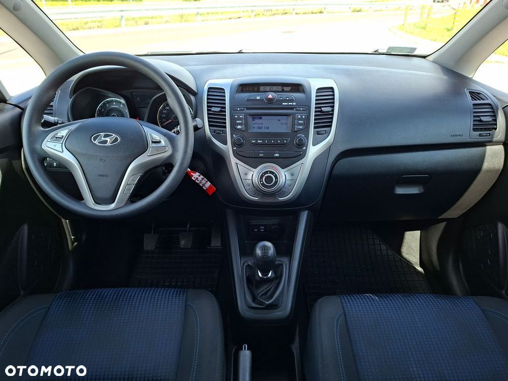 Hyundai ix20 - 19