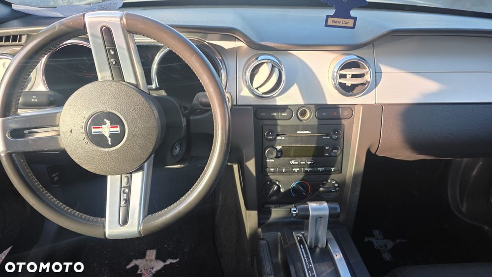 Ford Mustang - 21