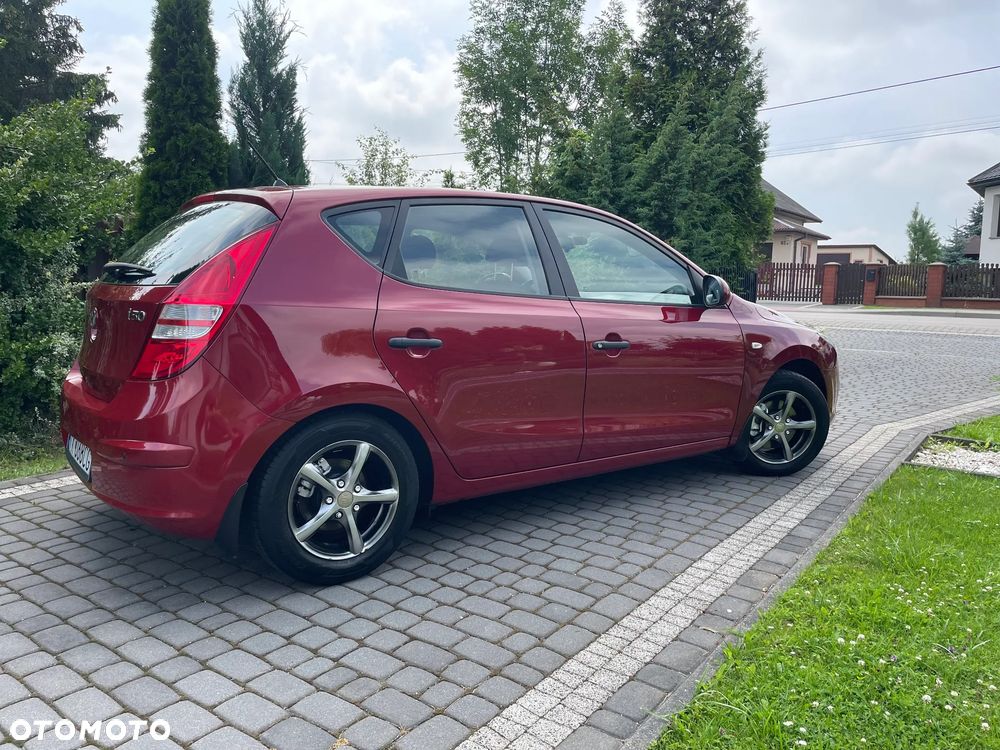 Hyundai i30 1.4 Comfort - 17