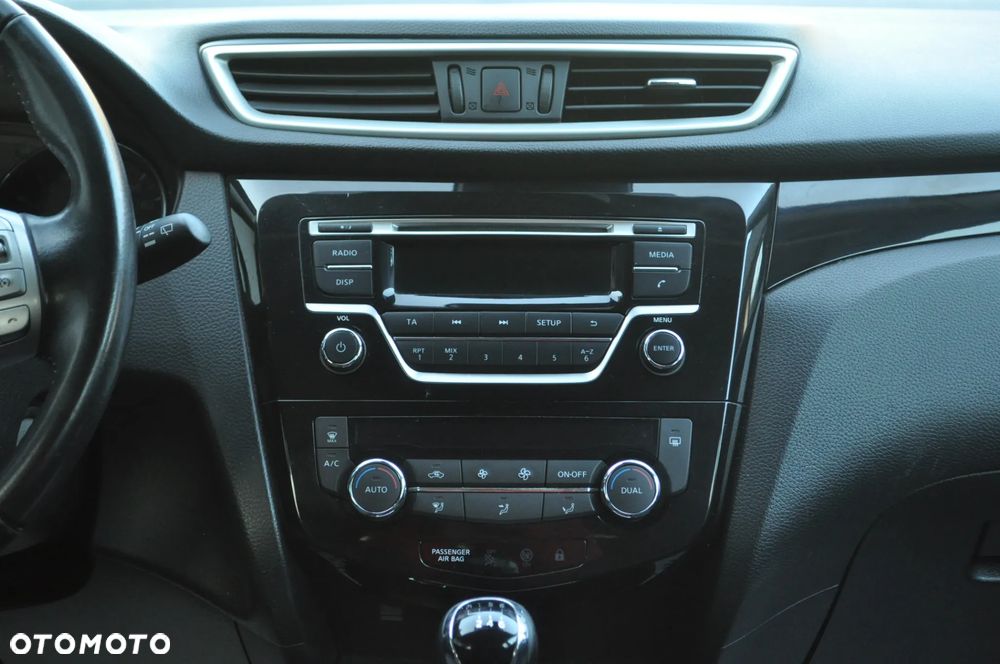 Nissan Qashqai 1.6 DIG-T Acenta - 24