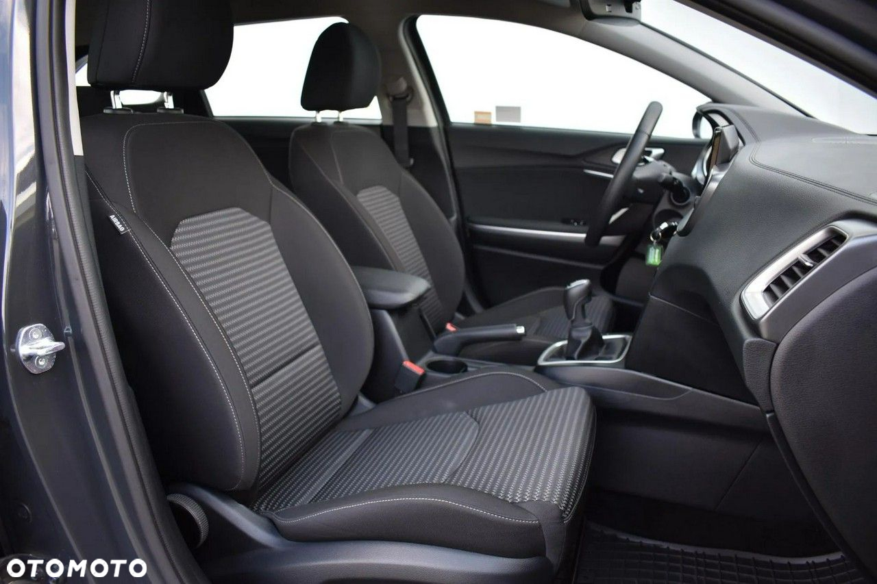 Kia Ceed 1.5 T-GDI M - 6