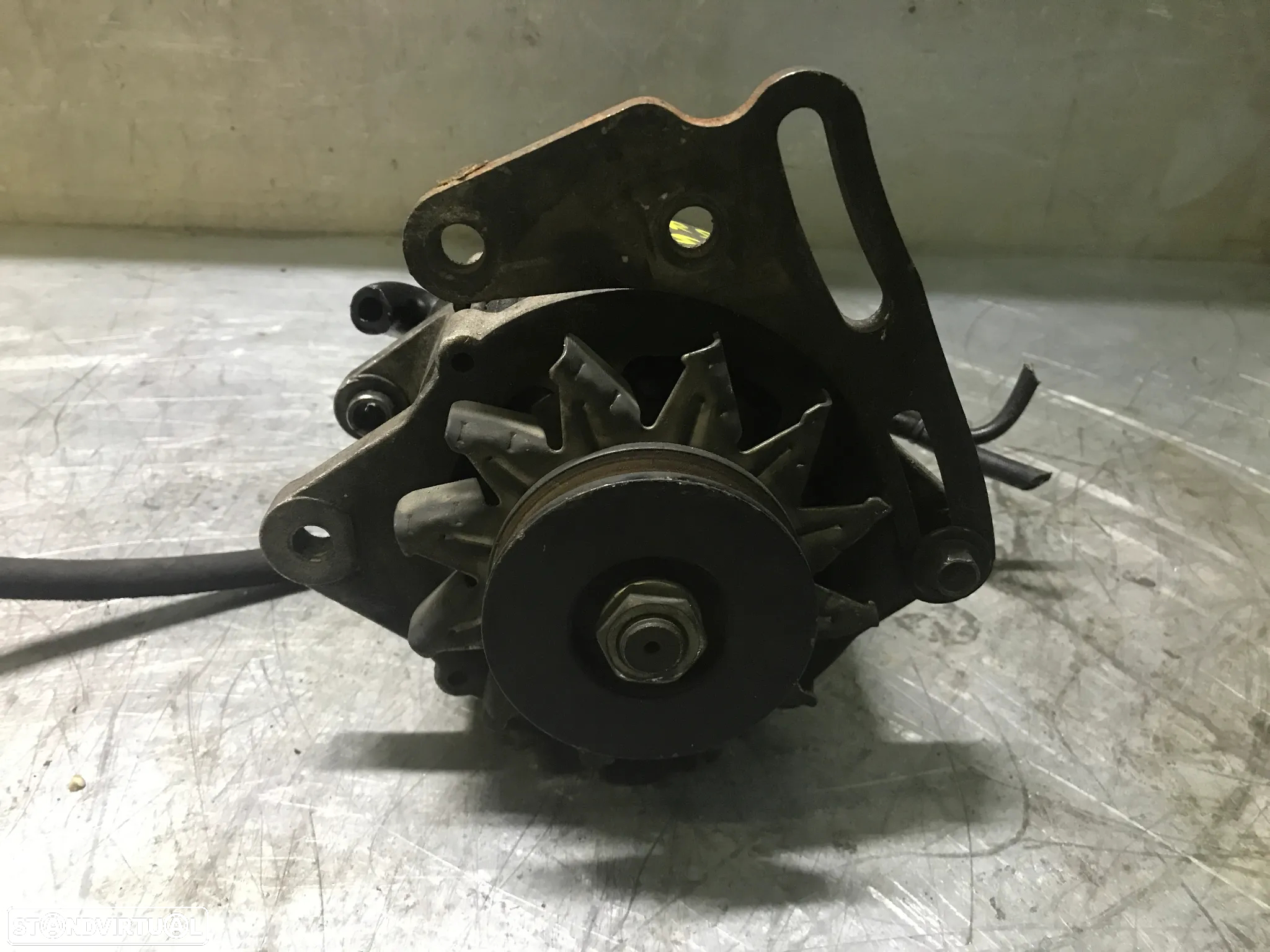 ALTERNADOR OPEL CORSA / ASTRA 1.5D 1.7D (FICHA REDONDA) - 2