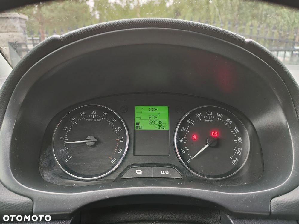 Skoda Roomster 1.6 TDI DPF Elegance PLUS EDITION - 11