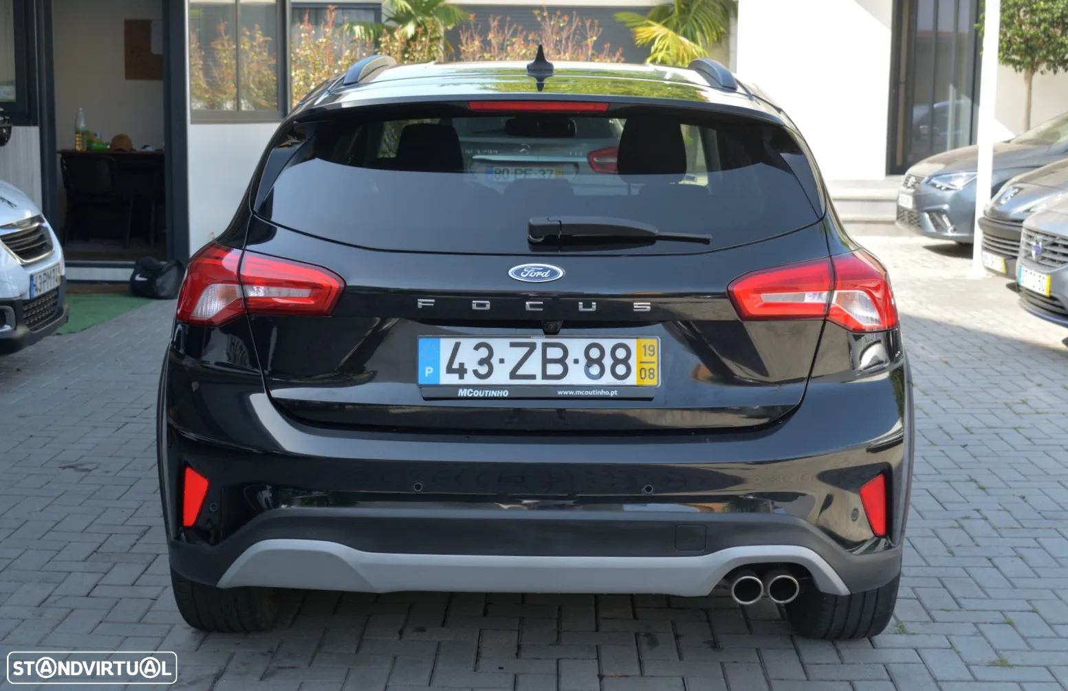 Ford Focus 1.0 EcoBoost Active - 11