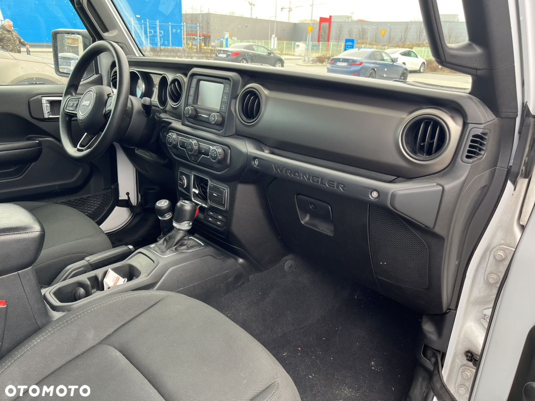 Jeep Wrangler Unlimited GME 2.0 Turbo Sport - 7
