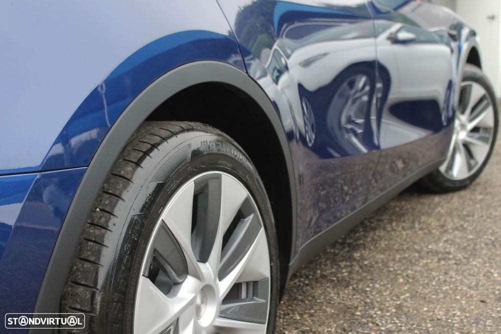 Tesla Model Y Tração Traseira - 35