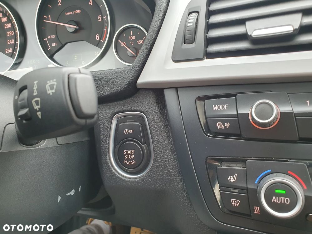 BMW Seria 3 318d DPF - 19