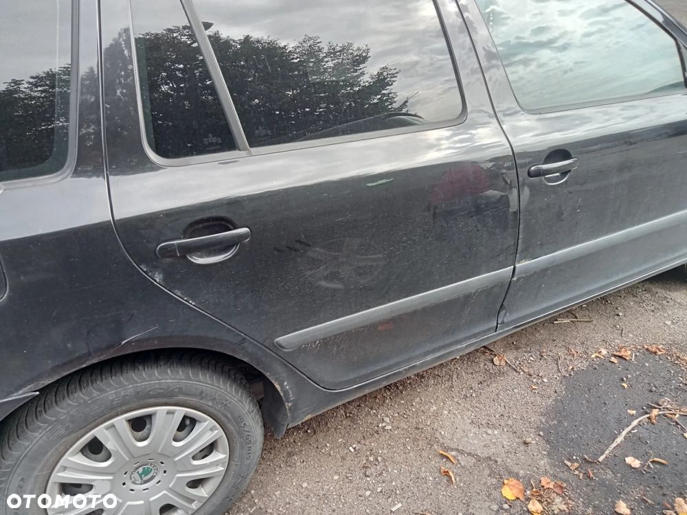 drzwi prawe tył octavia 2 kombi 9910 - 1